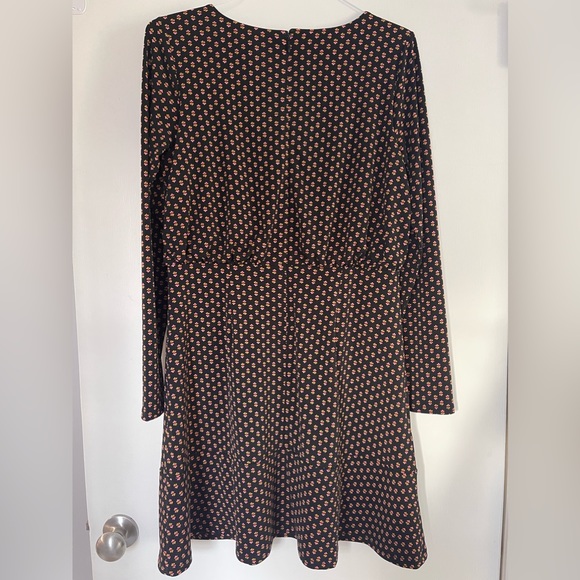 LOFT Bloom Keyhole Flounce Dress 4 - Picture 8 of 11